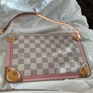 Neverful pouch, limited edition from azur trunk